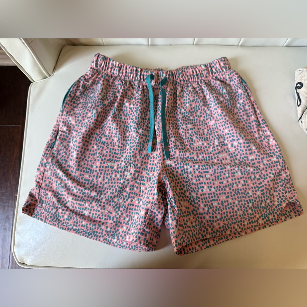 Men's Pink and Green Fabletics shorts, 5 inch, linerless